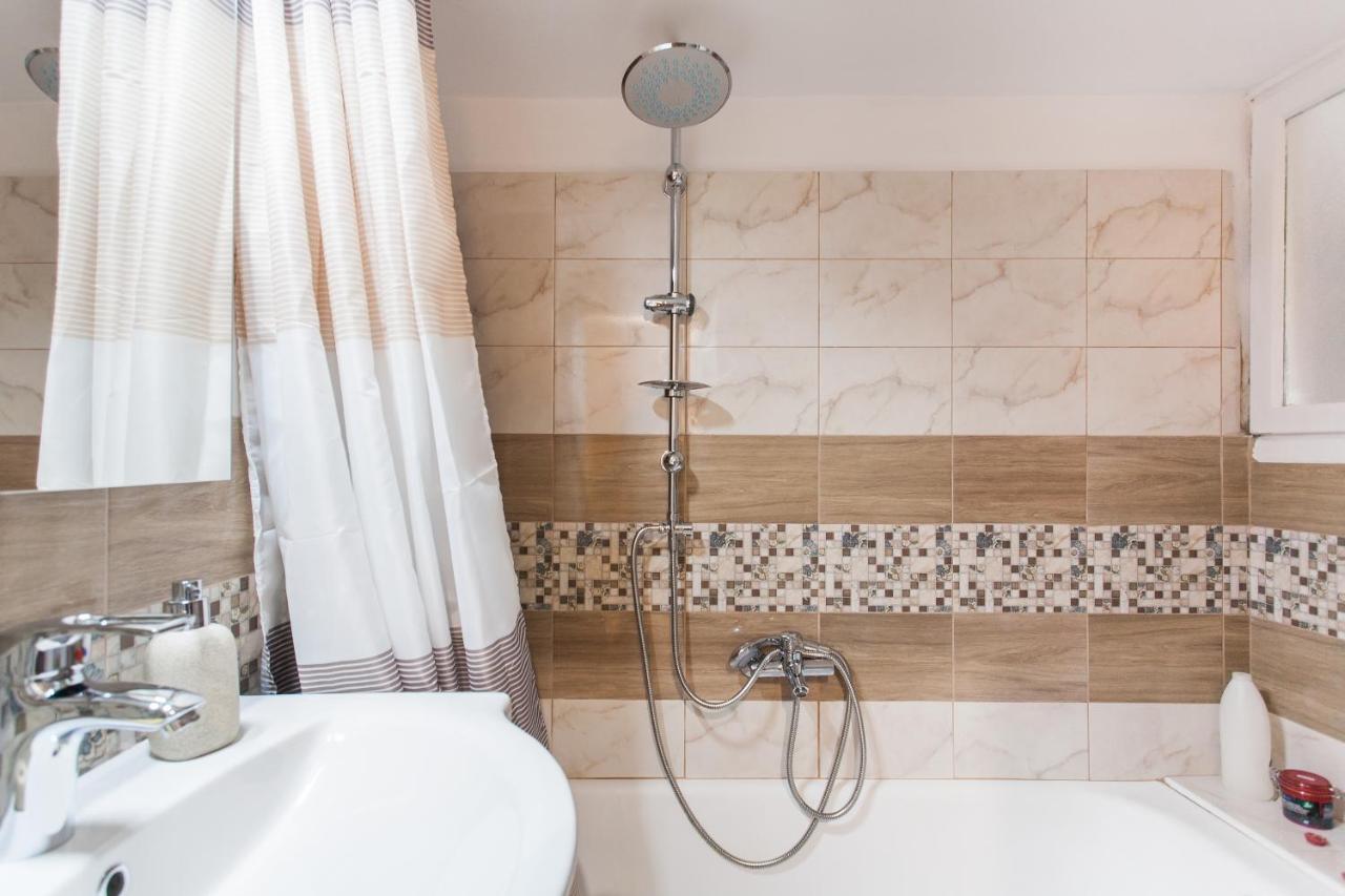 Safe Quiet Rooms In Apartment Close To Metro Station And Walk Acropolis Atenas Exterior foto